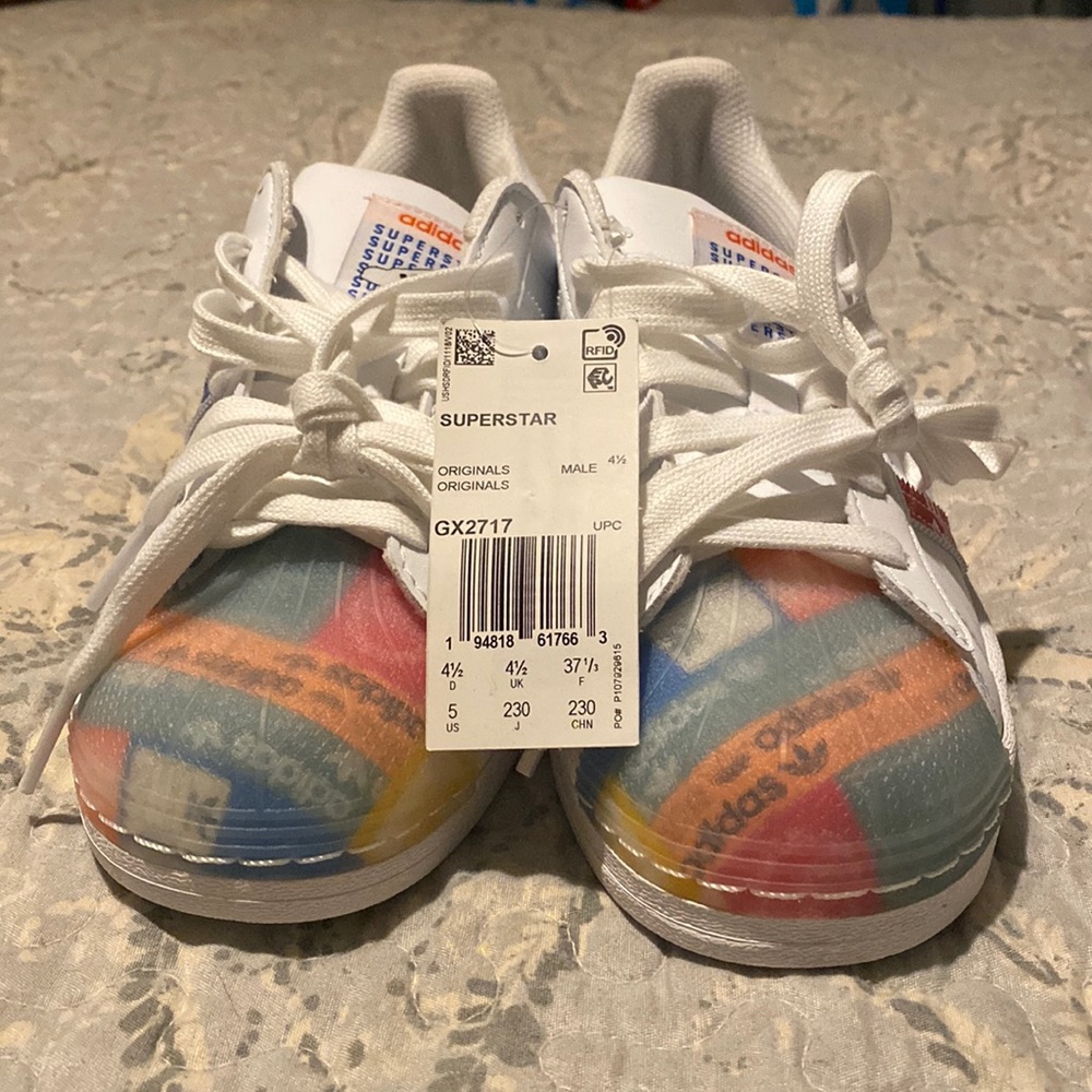Adidas Superstar - Collectors Edition - NWT